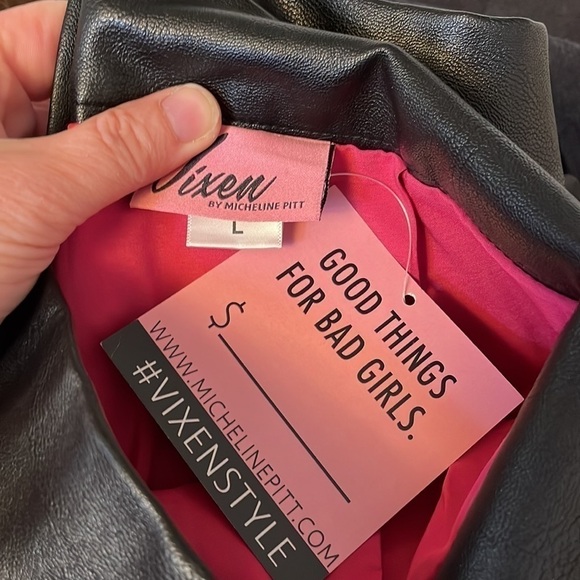 Nwt Vixen by Micheline Pitt Bad Girl Vegan Leather Cigarette Pants - Picture 7 of 15